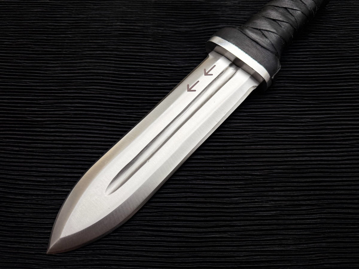 Vinland Saga Thorfinn Daggers