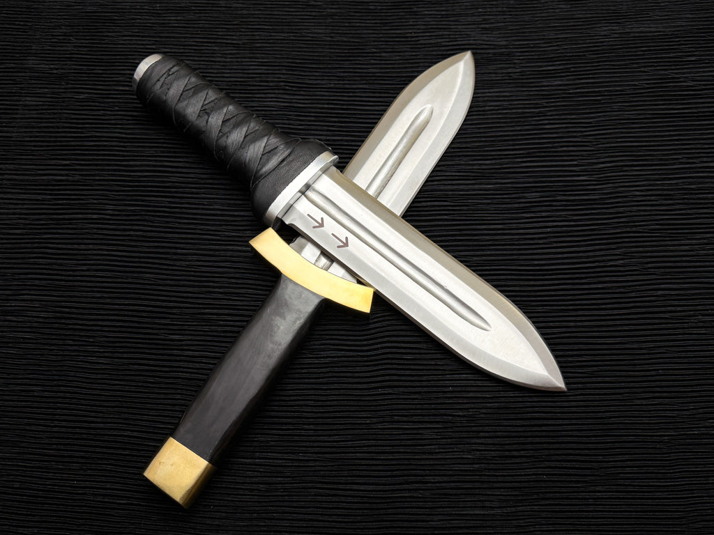 Vinland Saga Thorfinn Daggers